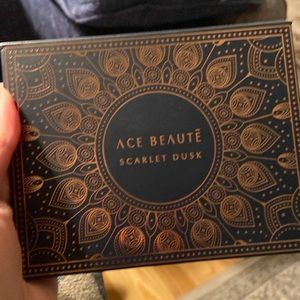 NEW Ace Beaute Scarlet Dusk eyeshadow palette. NIB